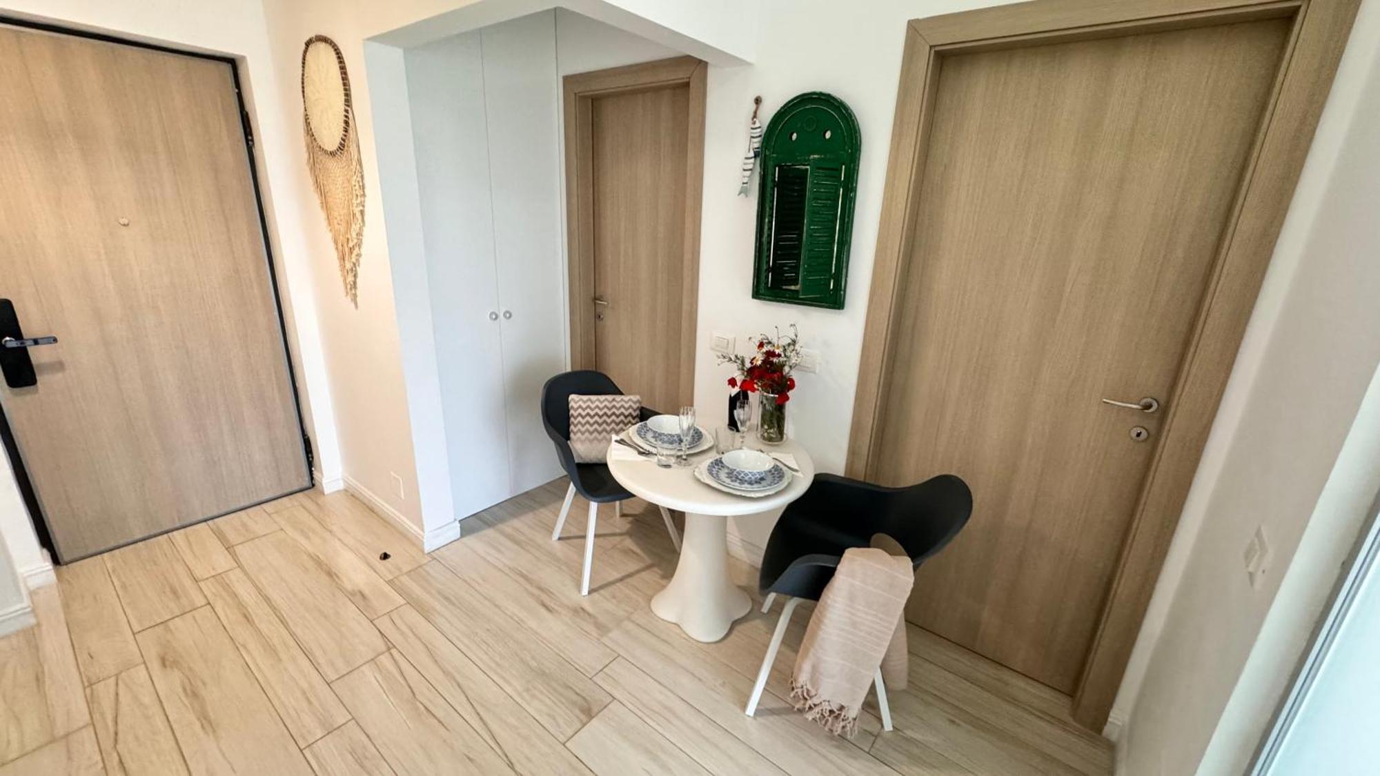 White Tower Mamaia - Private Apartment Exterior foto