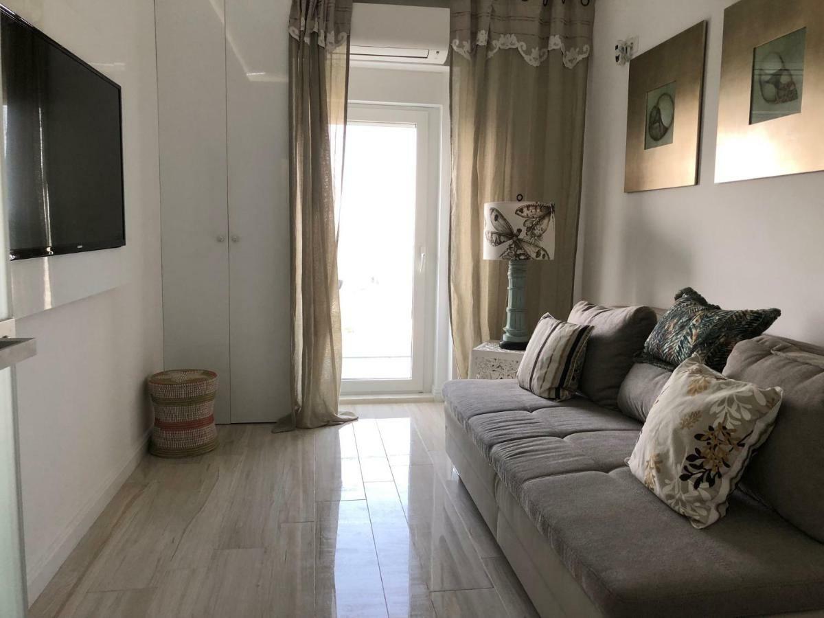 White Tower Mamaia - Private Apartment Exterior foto