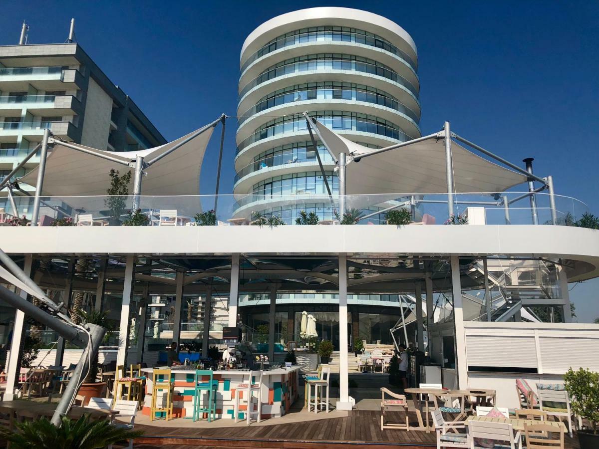 White Tower Mamaia - Private Apartment Exterior foto